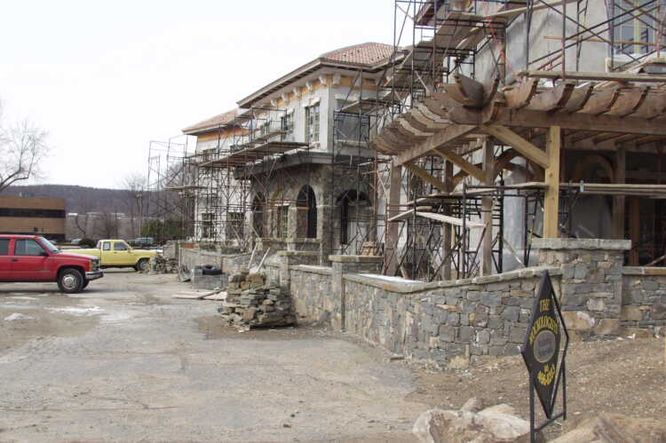 Stone Concrete Retaining Walls