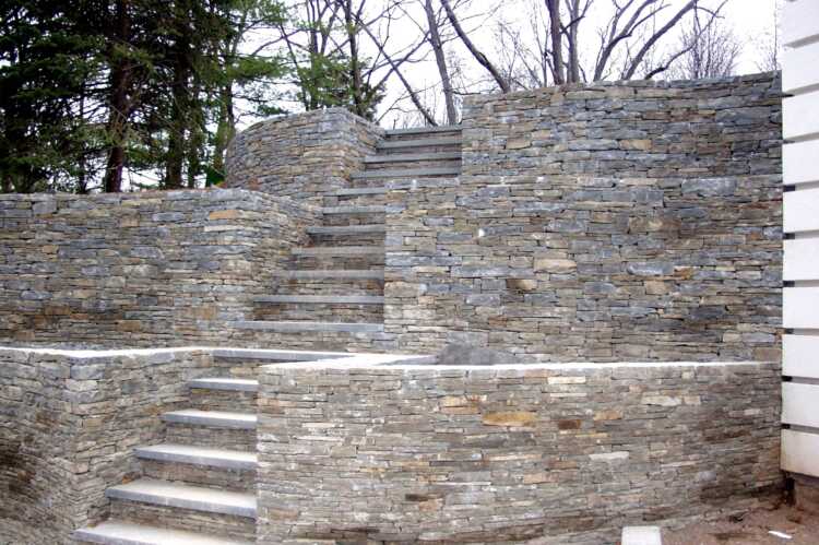 Stone Concrete Retaining Walls