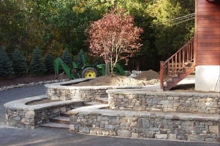 Stone Concrete Retaining Walls